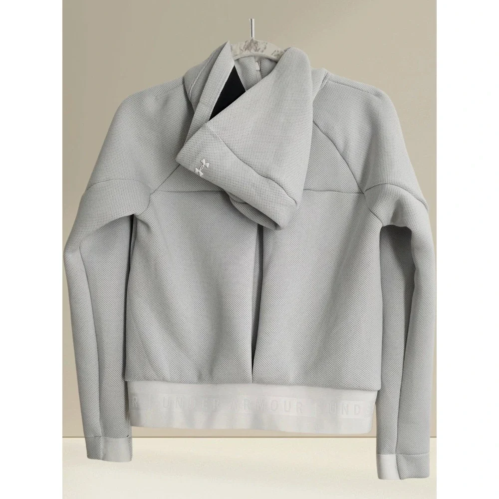 Under Armour Light Gray Zip-Up  Youth Jacket Size Small - Picture 2 of 8